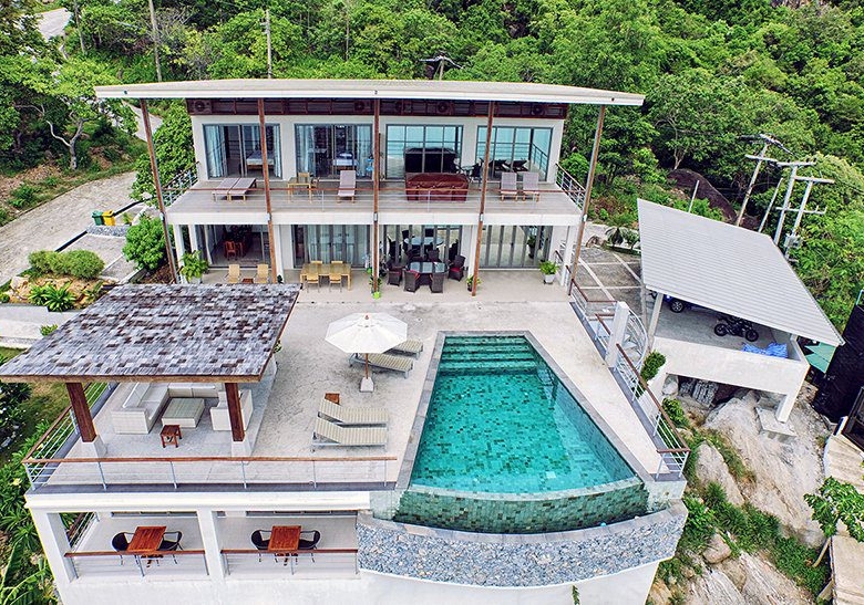 9 bedroom apartment complex