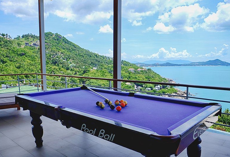 9 bedroom apartment complex