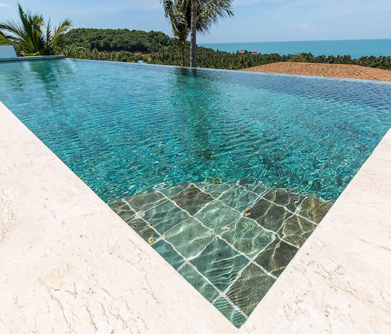 6 bedroom villa with panoramic Sea views