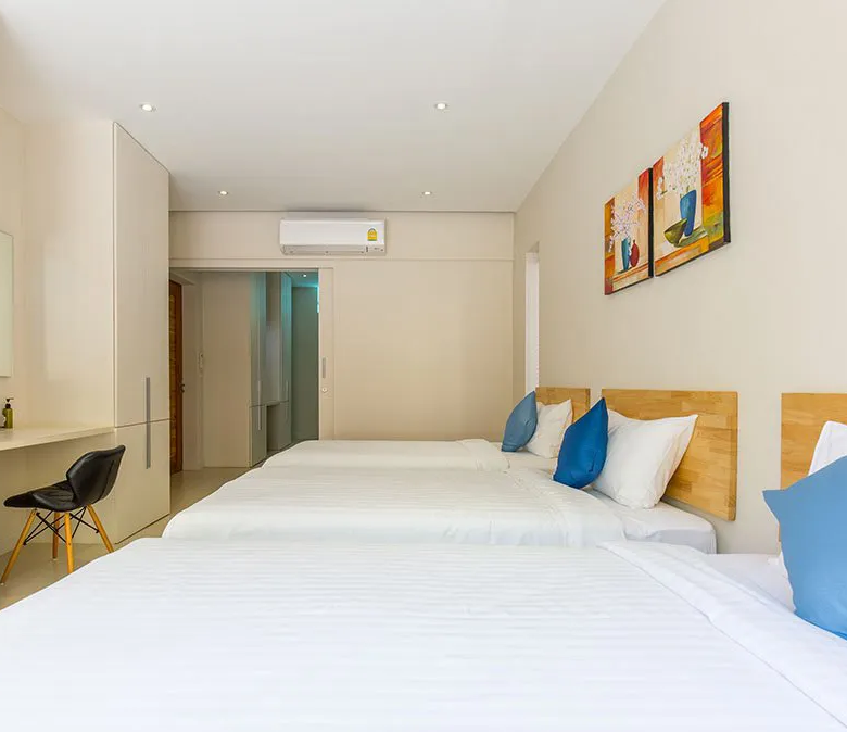 6 bedroom villa with panoramic Sea views