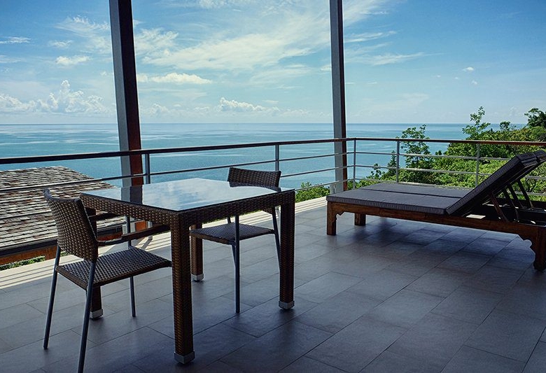 9 bedroom apartment complex