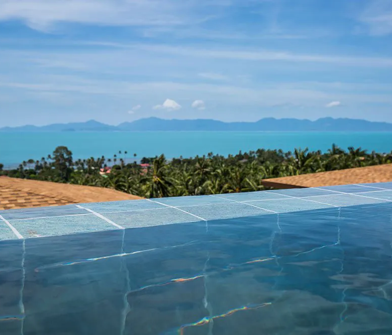 6 bedroom villa with panoramic Sea views