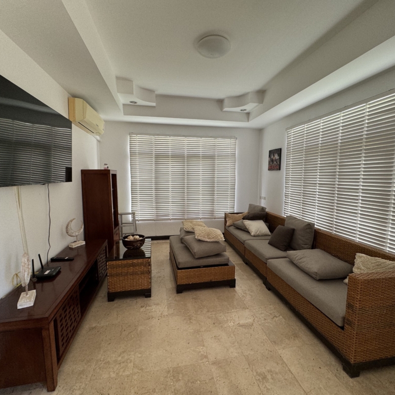 Five 3 bedroom villas for sale