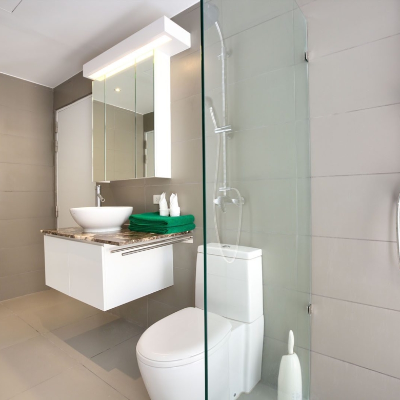 3 bedroom 3.5 bathroom modern penthouse