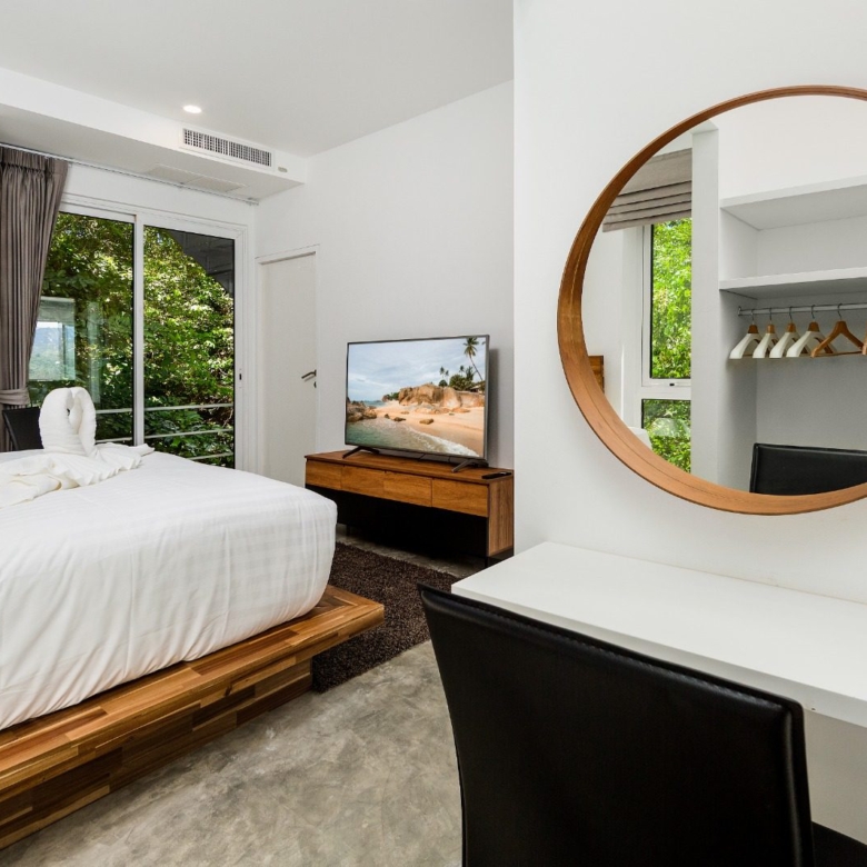 3 bedroom Corner Penthouse