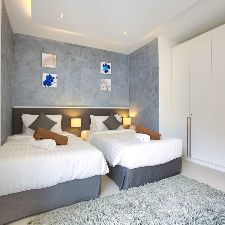 3 bedroom 3.5 bathroom modern penthouse