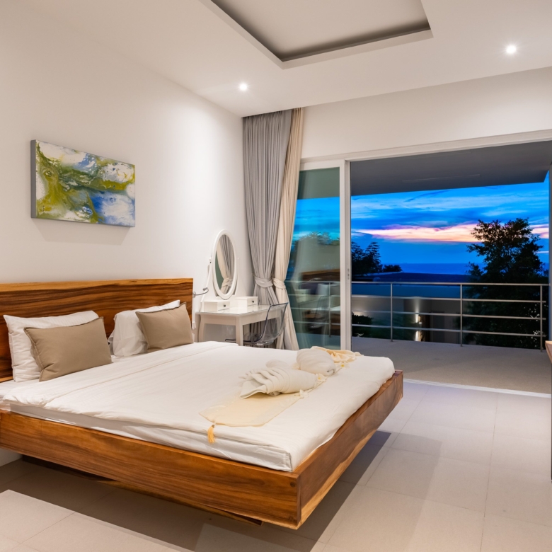 3 Bedroom Sea View Villa in Bangrak Hills