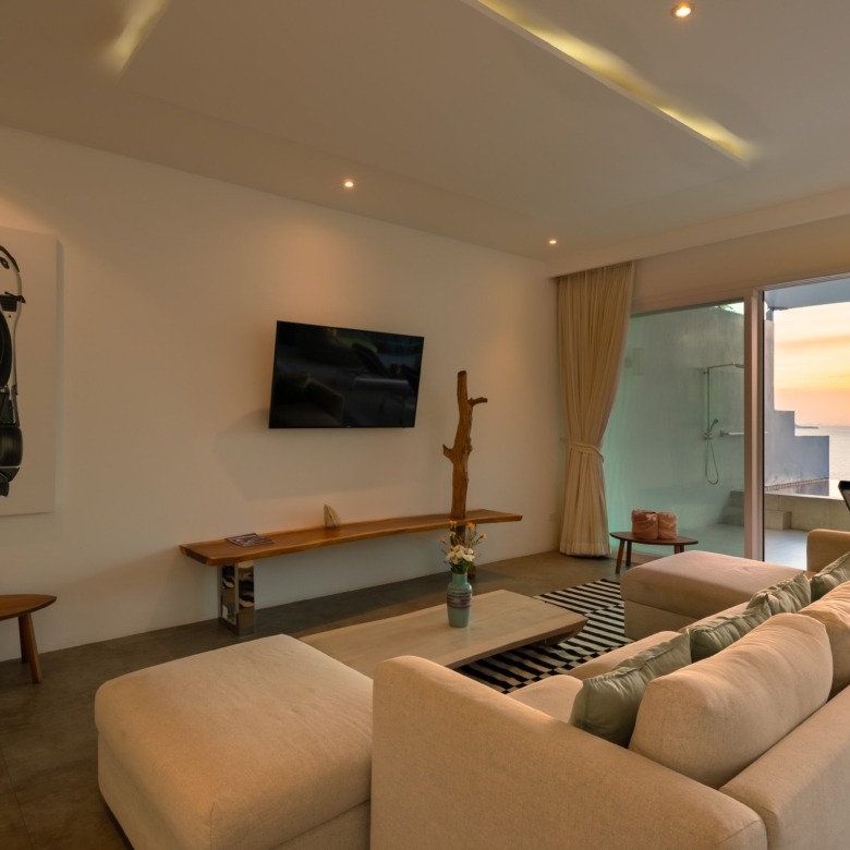 3 Bedroom Sea View Villa in Bangrak Hills