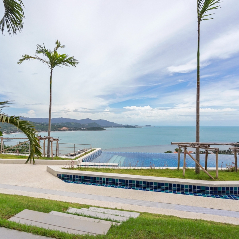 2 Bedroom 2 Bathroom Apartment