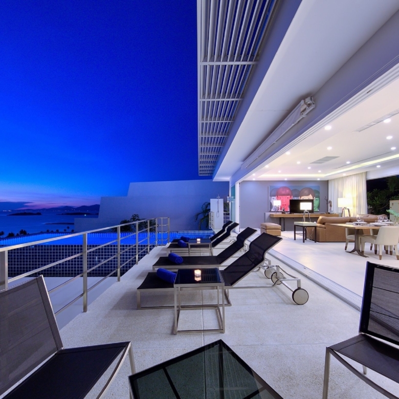 4 Bedroom 4 Bathroom Luxury Villa