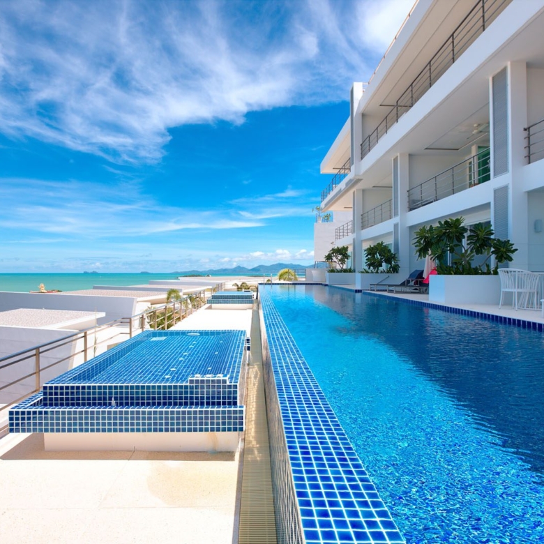 3 bedroom 3.5 bathroom modern penthouse