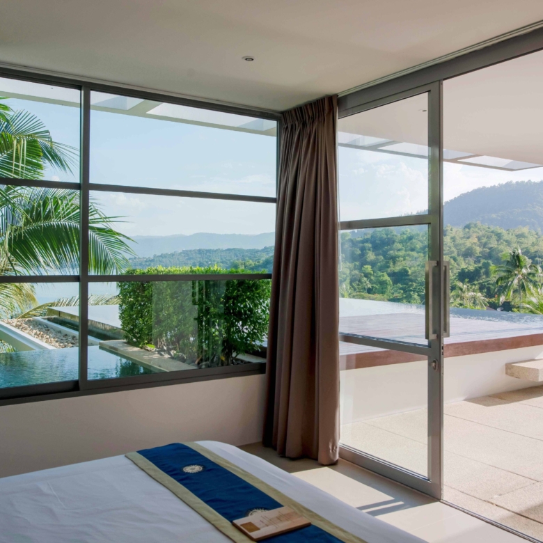 4 Bedroom with Private Infinity Pool