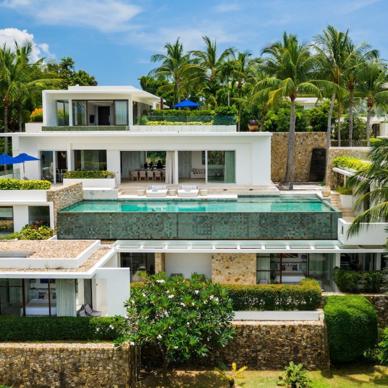 6 Bedroom Sea View Villa