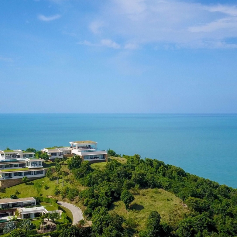 4 Bedroom with Private Infinity Pool