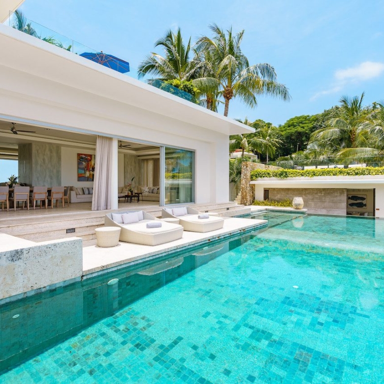 6 Bedroom Sea View Villa